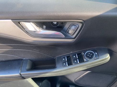 Used 2021 Ford Escape SEL image 13