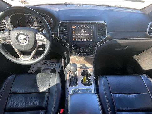 Used 2017 Jeep Grand Cherokee Limited w/ Luxury Group II image 7