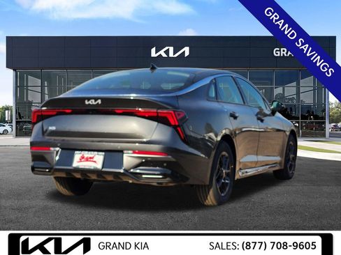 New 2026 Kia K5 LXS FWD image 5