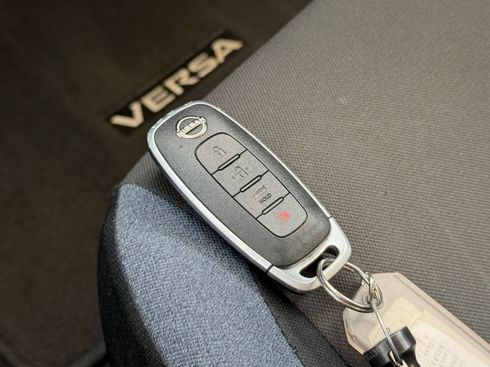 Used 2025 Nissan Versa SV FWD image 17