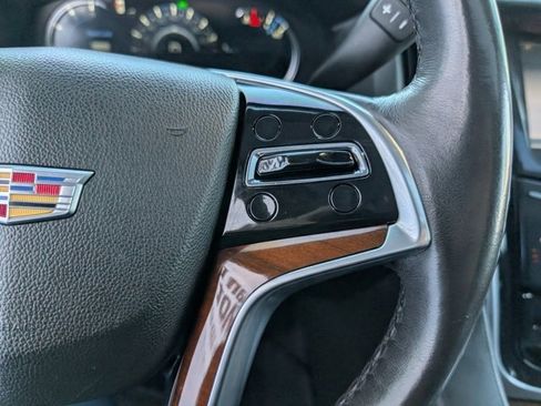 Used 2020 Cadillac Escalade Premium Luxury image 15