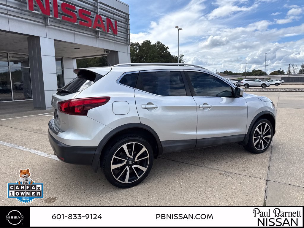 Used 2017 Nissan Rogue Sport SL FWD image 8