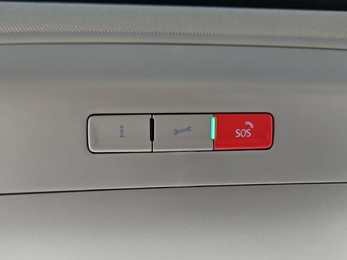 Certified 2023 Volkswagen Atlas SE w/ Panoramic Sunroof Package image 20