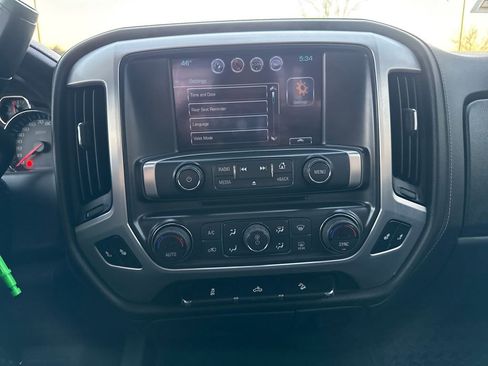 Used 2017 GMC Sierra 1500 SLE w/ SLE Value Package image 28