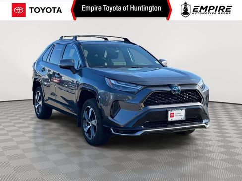 Used 2024 Toyota RAV4 SE w/ Weather & Moonroof Package AWD/4WD image 1