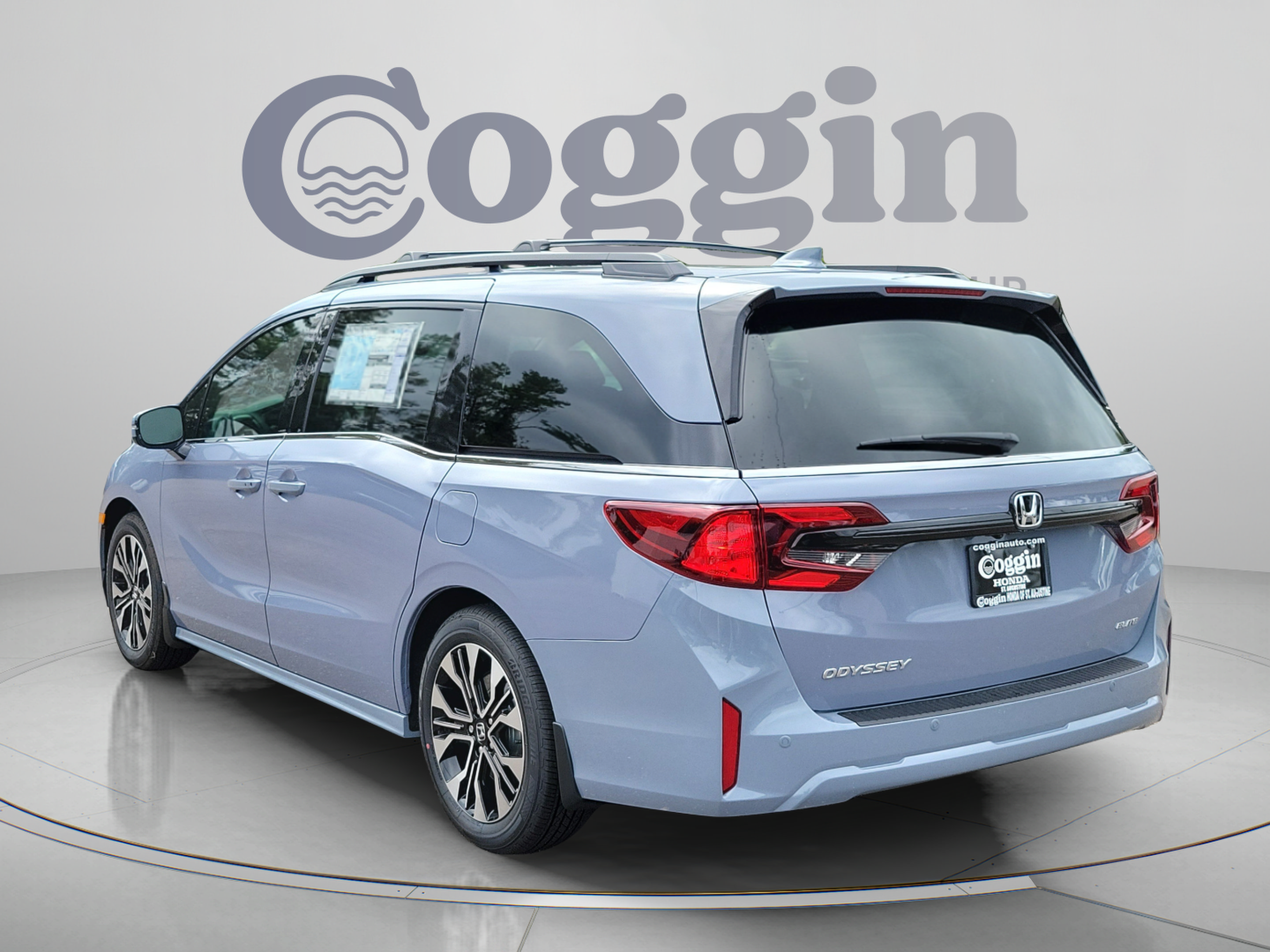 New 2027 Honda Odyssey Elite image 3