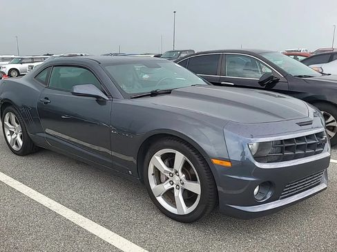 Used 2010 Chevrolet Camaro SS RWD image 6