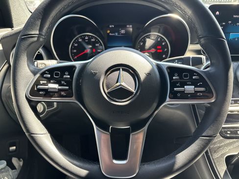Used 2021 Mercedes-Benz GLC 300 4MATIC image 8