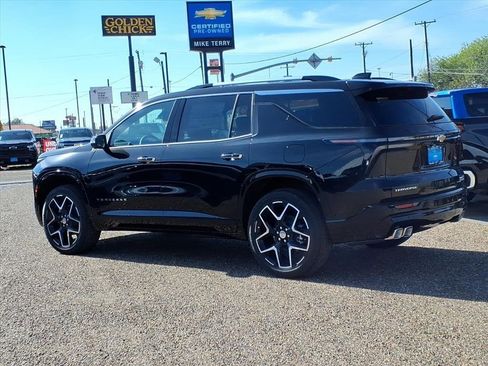 New 2026 Chevrolet Traverse High Country image 3