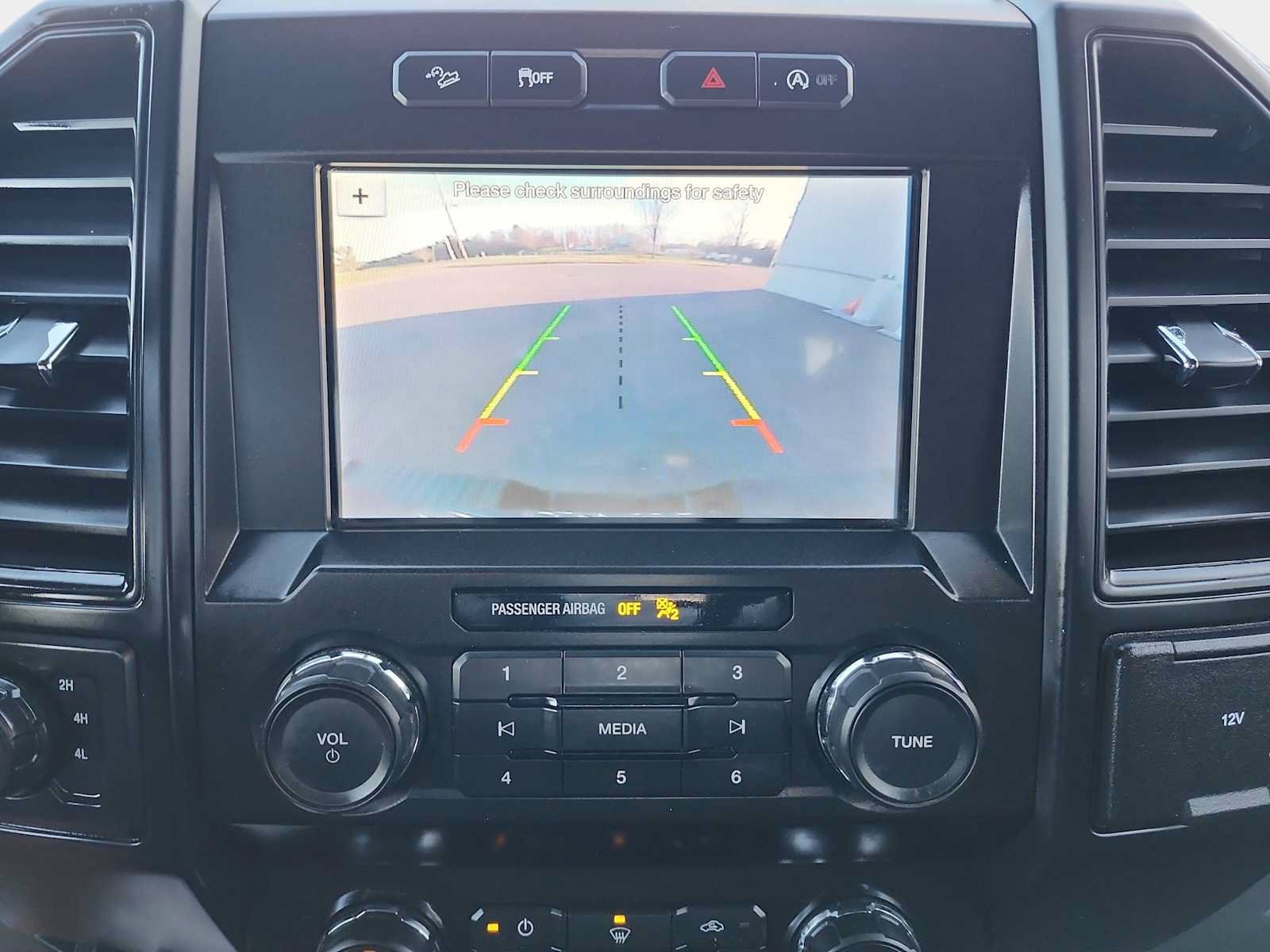 Used 2019 Ford F150 XL w/ Equipment Group 101A Mid AWD/4WD image 14