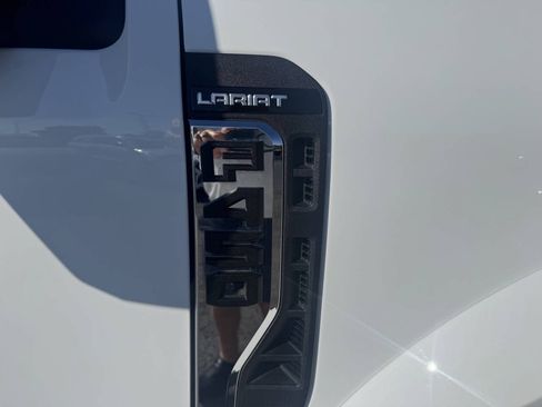 Used 2025 Ford F450 Lariat w/ Camper Package AWD/4WD image 30