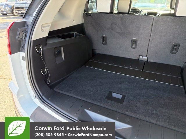 Used 2017 GMC Terrain SLT w/ Open Road Package AWD/4WD image 30
