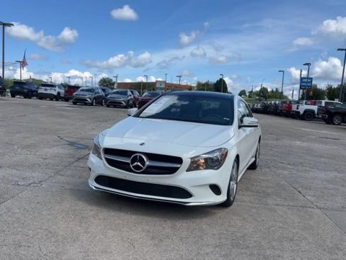 Used 2018 Mercedes-Benz CLA 250 4MATIC image 4