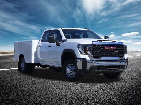 New 2026 GMC Sierra 3500 Pro w/ Convenience Package image 2