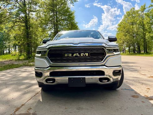 Used 2021 RAM 1500 Limited AWD/4WD image 6