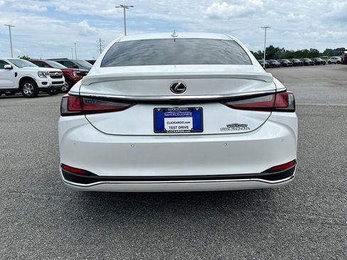 Used 2024 Lexus ES 300h w/ Technology Package FWD image 15