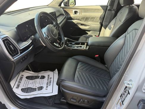 Used 2025 Kia Sorento SX Prestige AWD/4WD image 10