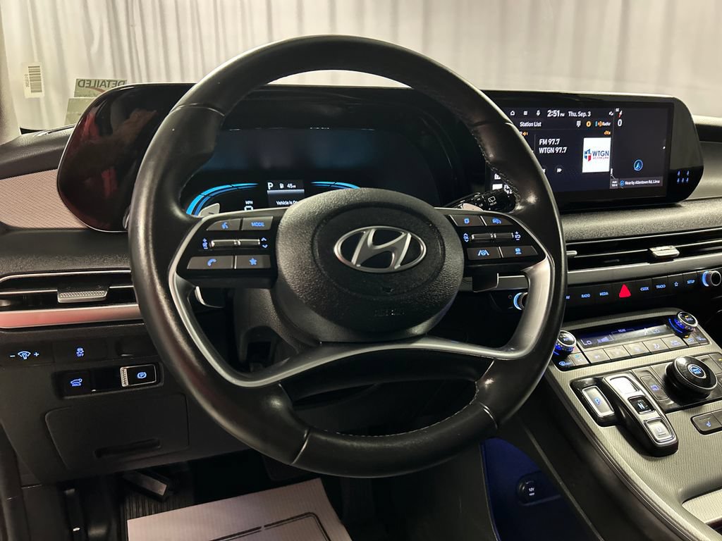 Used 2025 Hyundai Palisade SEL FWD image 13