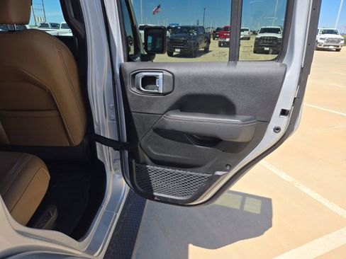 Certified 2023 Jeep Wrangler Unlimited Sahara w/ Cold Weather Group AWD/4WD image 24
