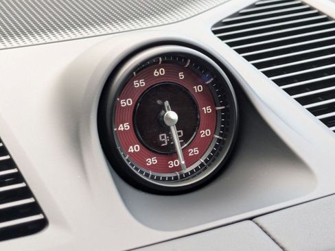 New 2025 Porsche Cayenne E-Hybrid image 21