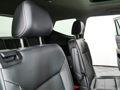 Certified 2022 Volkswagen Atlas SE FWD image 24