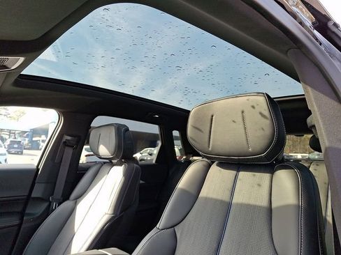 Used 2025 Cadillac Lyriq Sport image 18