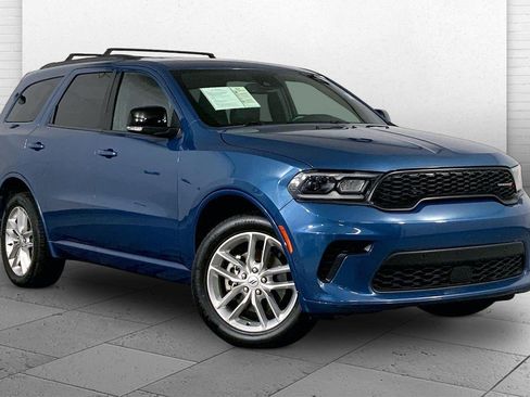Used 2025 Dodge Durango GT AWD/4WD image 1