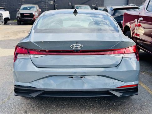 Used 2023 Hyundai Elantra SEL FWD image 6