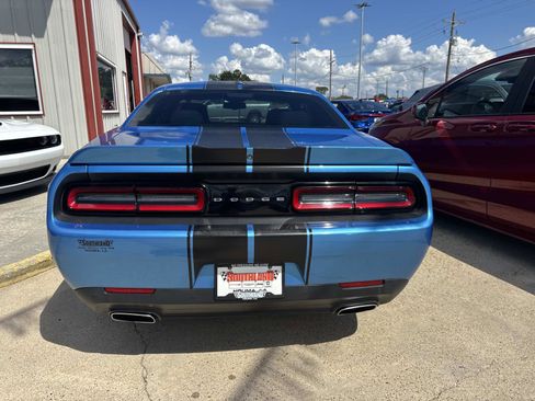 Certified 2019 Dodge Challenger GT w/ Driver Convenience Group image 6