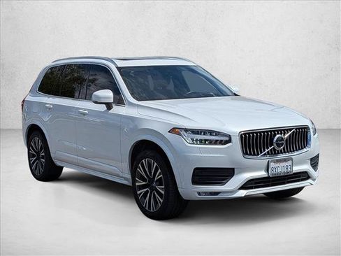 Used 2021 Volvo XC90 T5 Momentum w/ Advanced Package AWD/4WD image 3