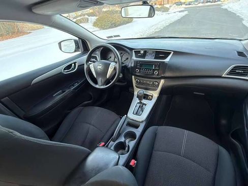 Used 2015 Nissan Sentra S image 22
