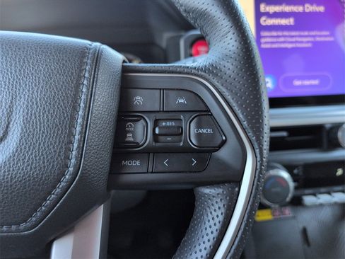 Used 2025 Toyota 4Runner TRD Off-Road Premium image 18