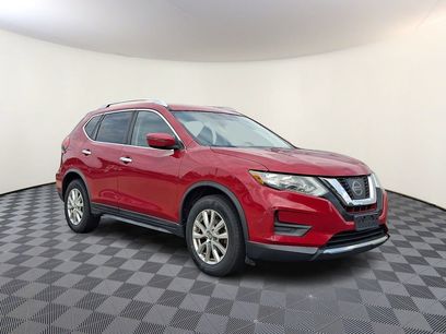 Used 2017 Nissan Rogue SV