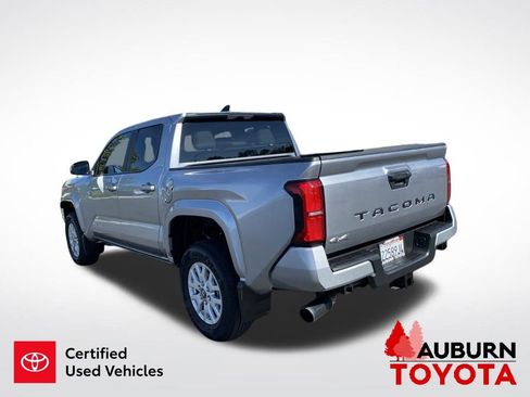 Certified 2025 Toyota Tacoma SR5 AWD/4WD image 6