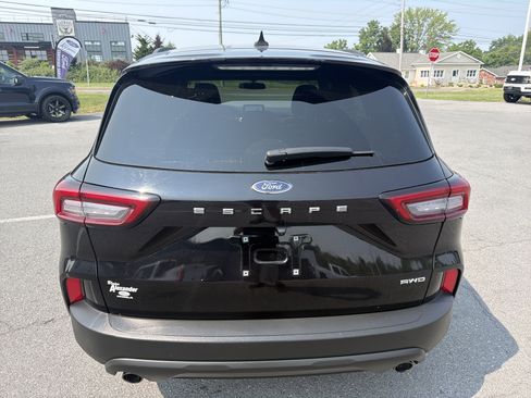 Certified 2025 Ford Escape ST-Line AWD/4WD image 4