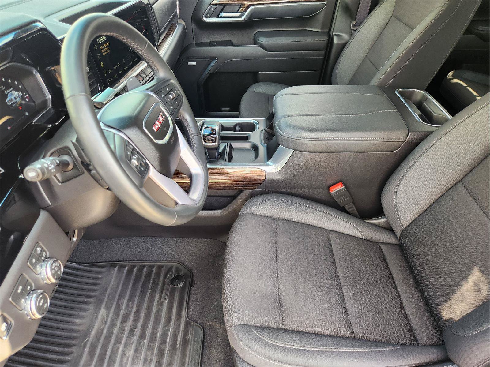 Used 2026 GMC Sierra 1500 Elevation w/ Preferred Package AWD/4WD image 15