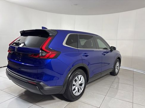 Used 2024 Honda CR-V LX image 5