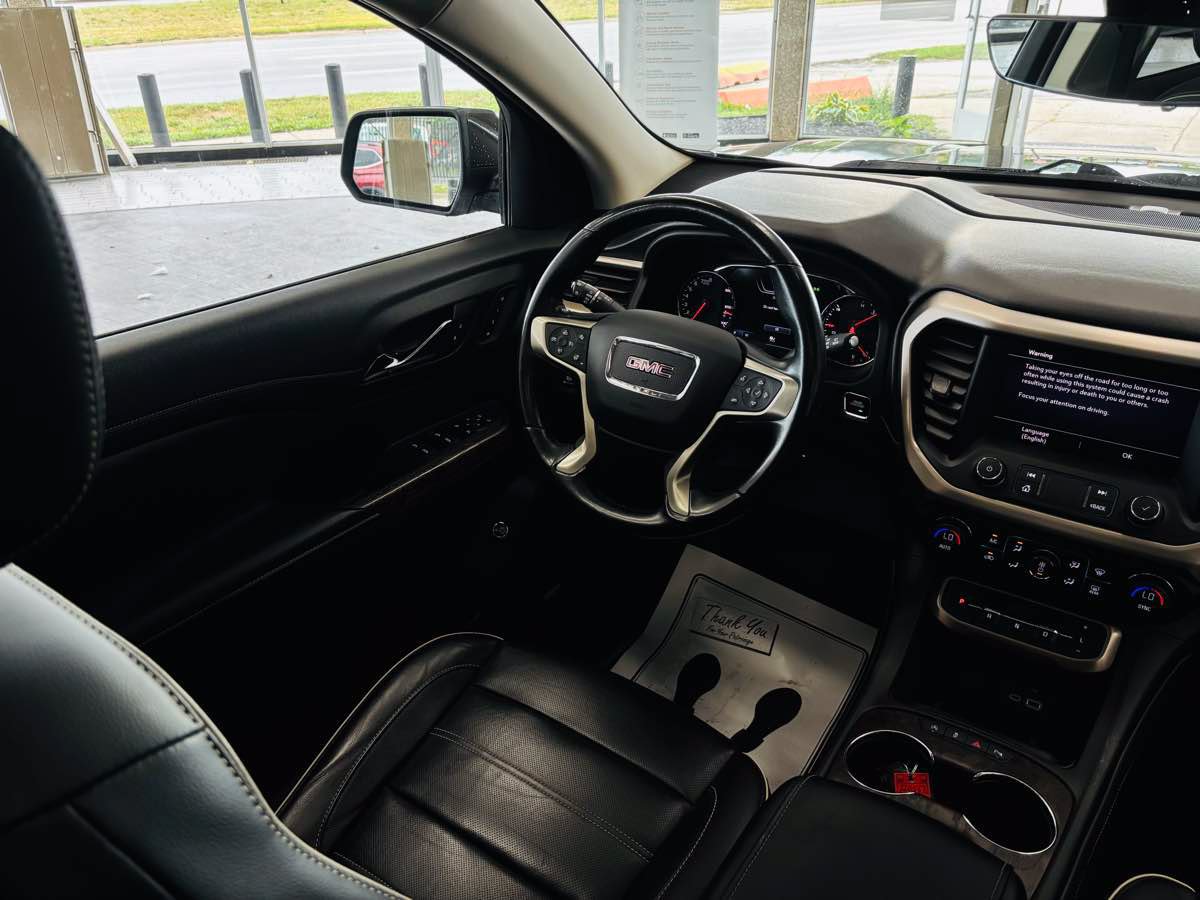 Used 2020 GMC Acadia Denali w/ Technology Package AWD/4WD image 50