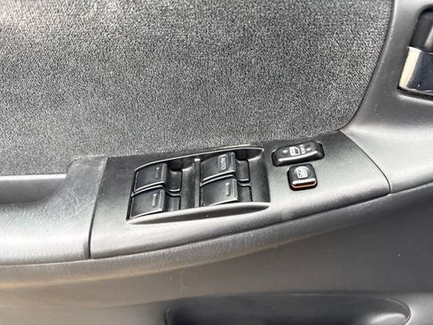 Used 2006 Toyota Corolla S FWD image 14