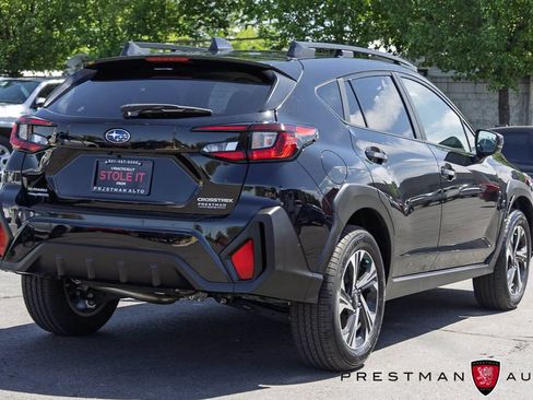 Used 2025 Subaru Crosstrek 2.5i Premium AWD/4WD image 16