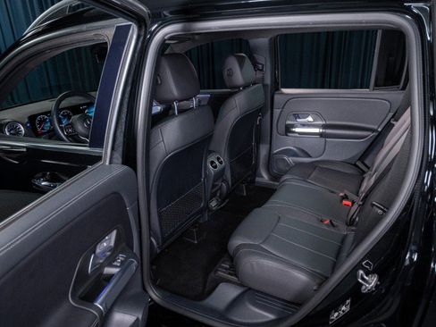 Certified 2023 Mercedes-Benz GLB 250 4MATIC image 24