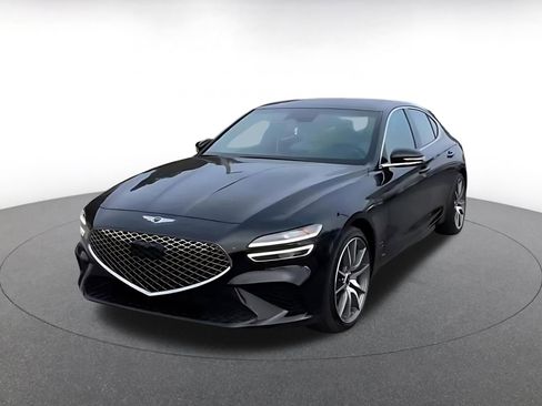 Used 2025 Genesis G70 2.5T image 4