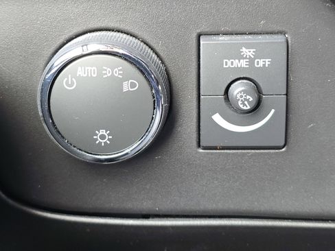 Used 2024 Chevrolet Express 2500 RWD 2500 135 w/ Driver Convenience Package image 17