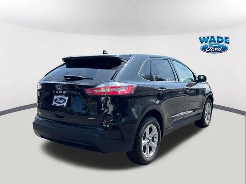 Used 2024 Ford Edge SE image 5
