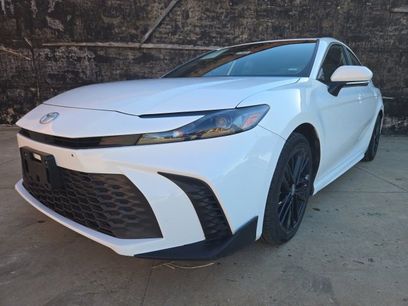 Used 2025 Toyota Camry SE