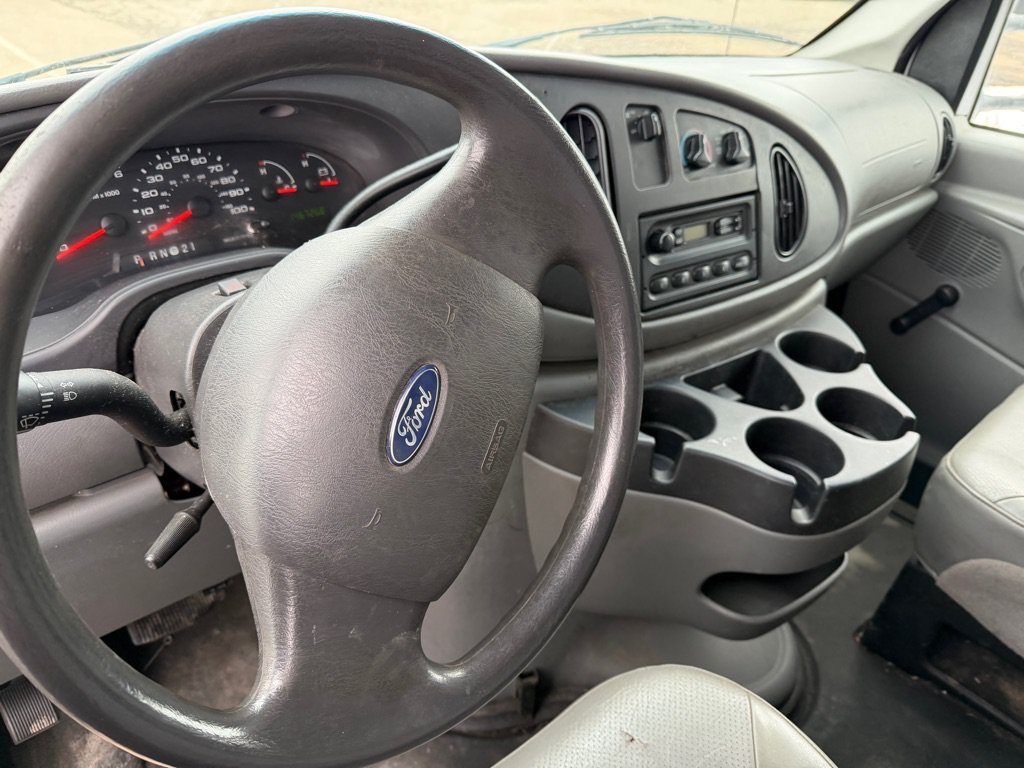 Used 2007 Ford E-250 and Econoline 250 RWD image 10