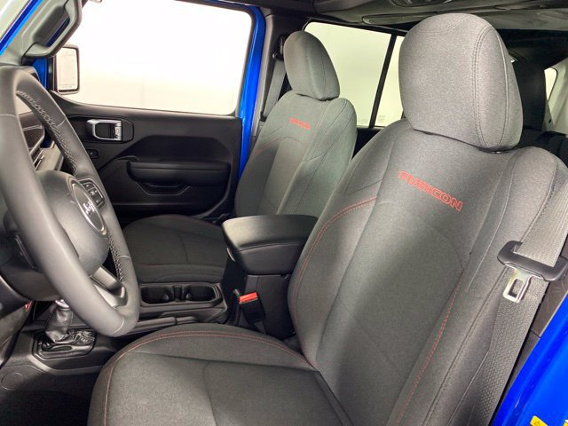 Used 2025 Jeep Wrangler Unlimited Rubicon w/ Convenience Group AWD/4WD image 17
