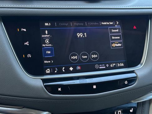 Used 2021 Cadillac XT5 Premium Luxury FWD image 21