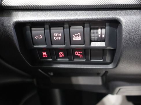 Used 2020 Subaru Forester Limited w/ Popular Package #3 AWD/4WD image 32