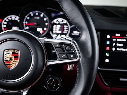 Certified 2023 Porsche Cayenne Coupe AWD/4WD image 16